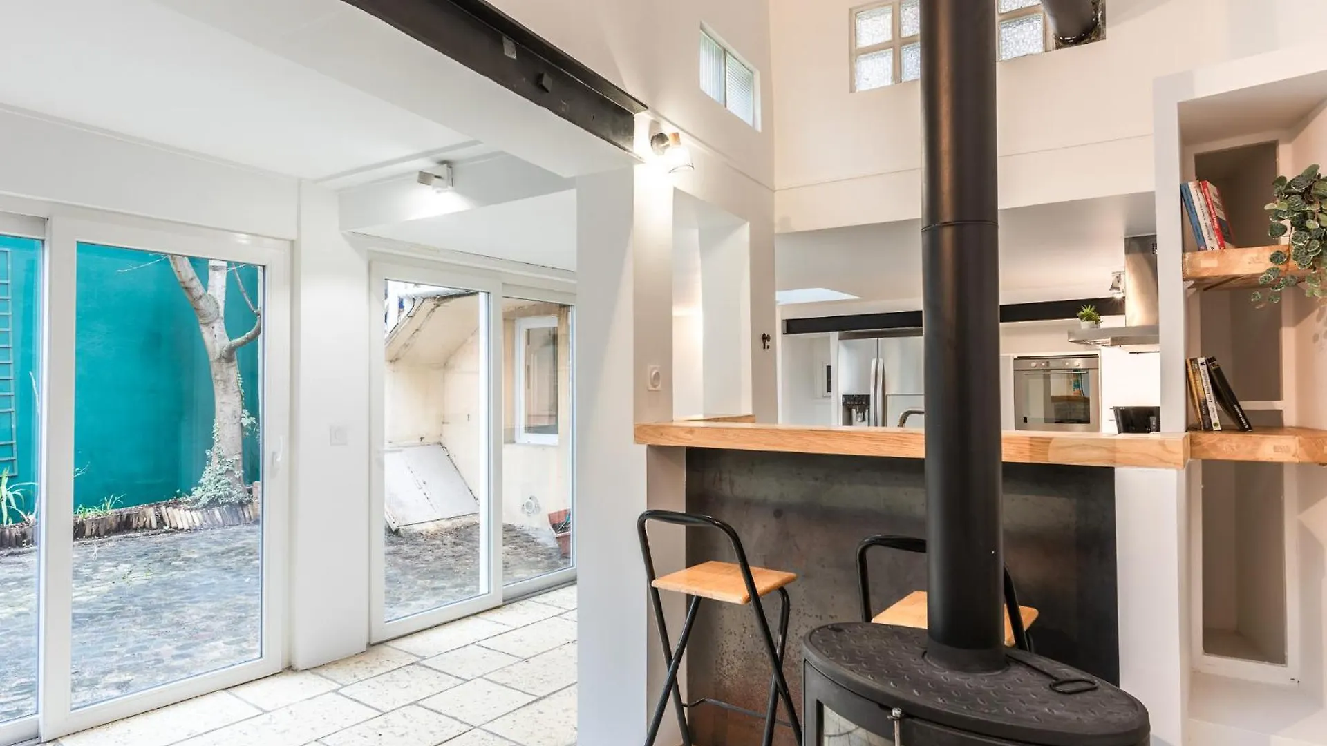 Garden Loft In The Heart Of - 6 Guests